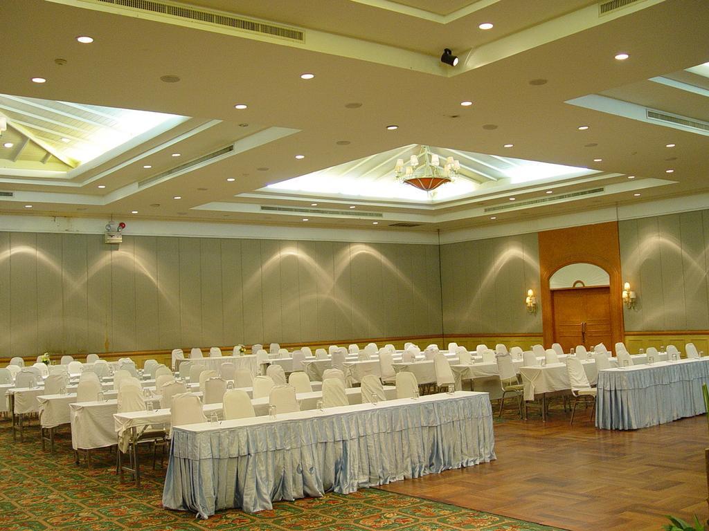Pavilion Rim Kwai Resort Kanchanaburi Exterior photo