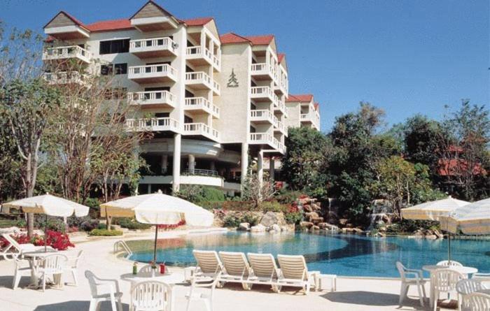 Pavilion Rim Kwai Resort Kanchanaburi Exterior photo